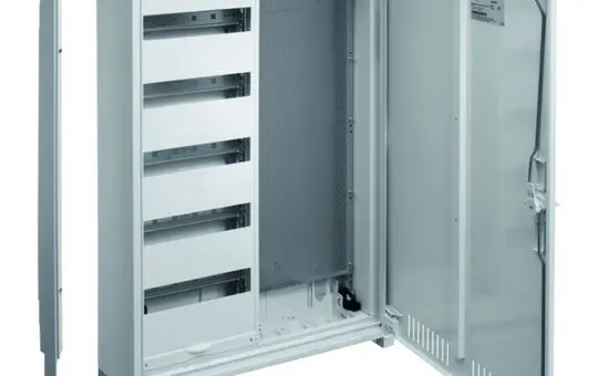 HAGER FWB52K1 Field Distributor IP44 with Multimedia Compartment 2 fields | 800 mm