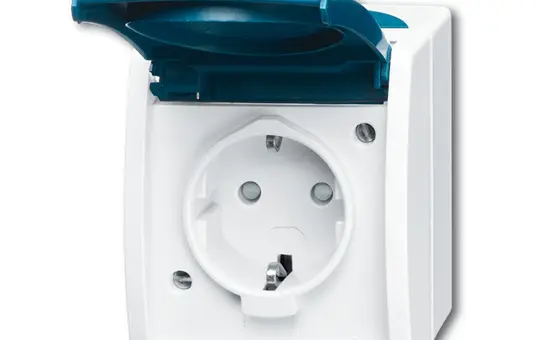 BUSCH-JAEGER 20EBW-53 Prise SCHUKO en saillie Ocean 1 poste, protection tactile double face | gris/bleu-vert