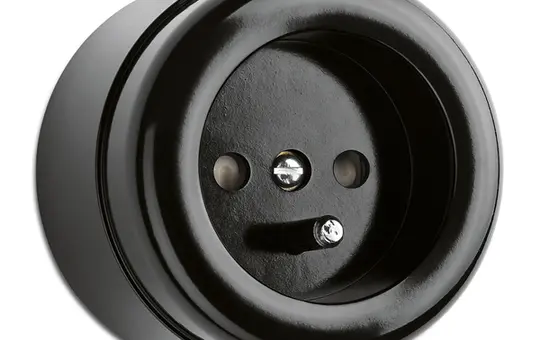 THPG 100063 Surface-Mounted Bakelite Socket Outlet French/Belgian