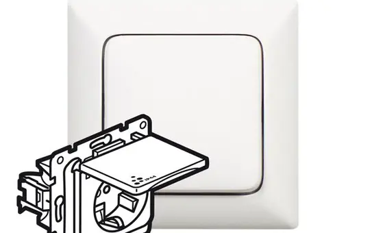 LEGRAND 776708 SCHUKO socket Creo IP44, touch protection, hinged lid | ultra white