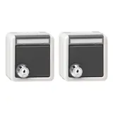 GIRA 456030 Prise SCHUKO en saillie IP44 Serrure simple, clés identiques, 2 pièces | gris