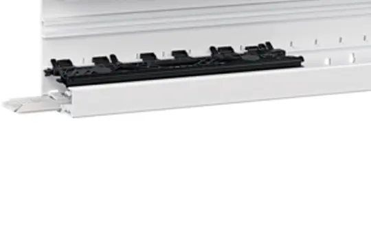HAGER BRN6513019016 tehalit Dado trunking base section 80 mm, plastic, 3-chamber system | traffic white | 65x130 mm