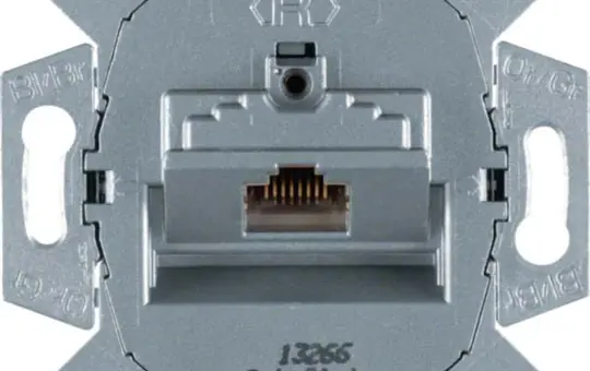 HAGER WDF41076 Prise réseau encastrée Simple, Cat.6a
