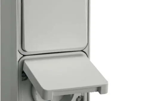 HAGER WNC082B SCHUKO Surface-mounted combination IP55 W.1 Changeover switch/socket, touch protection | white