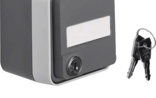 HAGER WNC167 SCHUKO Surface-Mounted Socket IP55 W.1 Single zip, title block, lock | gray