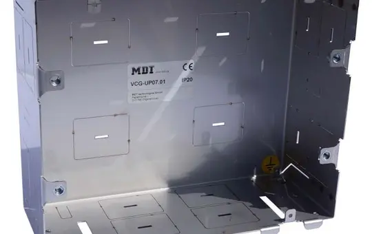 MDT flush-mounted box 