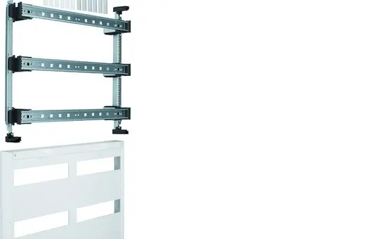 HAGER UD32B1 building block univers horizontal, slotted | 450x500 mm