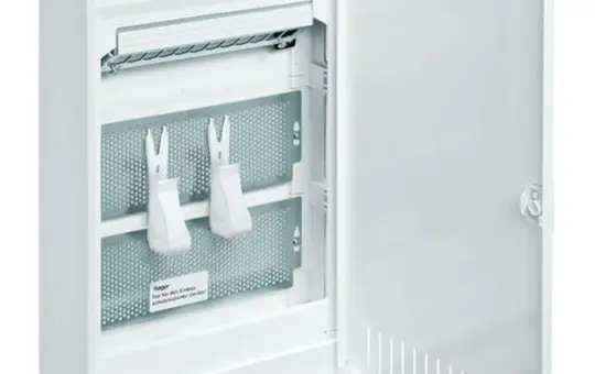 HAGER VA36NW small distributor Volta Multimedia surface-moun 3 rows, with slotted sheet steel door