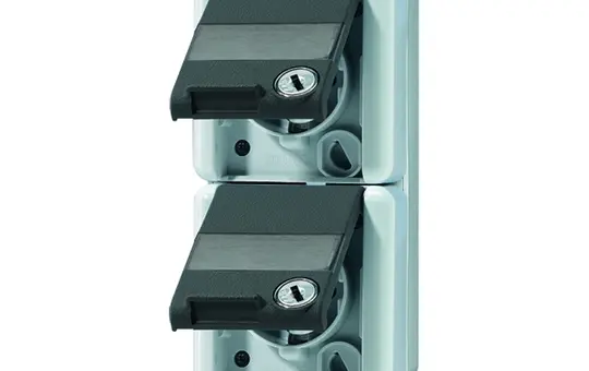 JUNG 822NAWSL SCHUKO socket, description series WG 800 2-fold, vertical, security lock