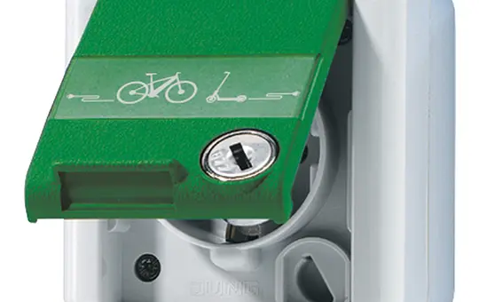 JUNG 820GNNAWSLEB e-bike SCHUKO socket 1-fold, lock