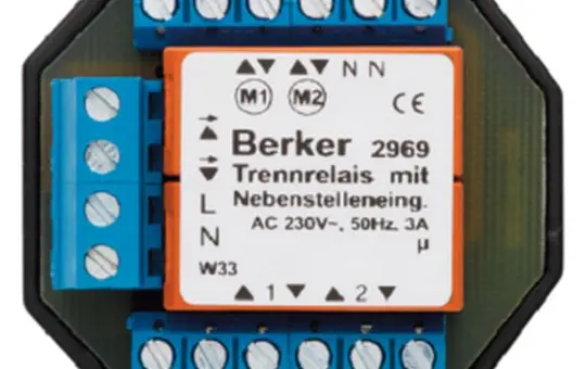 BERKER 2969 RolloTec isolating relay with extension outlets