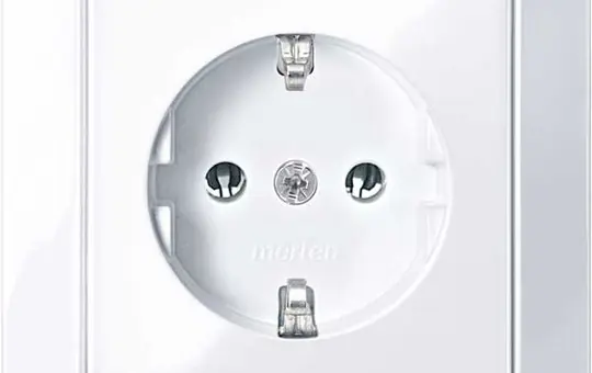 MERTEN MEG2301-1025 SCHUKO socket complete 1-M 1-fold | active white glossy