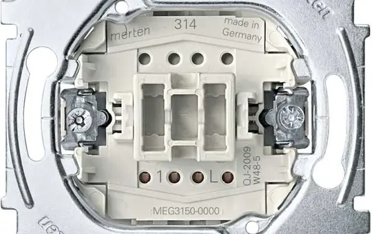 MERTEN MEG3150-0000 rocker switch closer