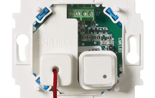 BUSCH-JAEGER 1520/1 UKZ-101 Infoline use Signal button